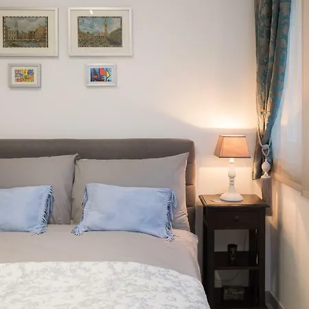 Διαμέρισμα Apartment Scherbl - 1 One-Bedroom Apartment & 2 Private Rooms Near Park Marjan, Split *