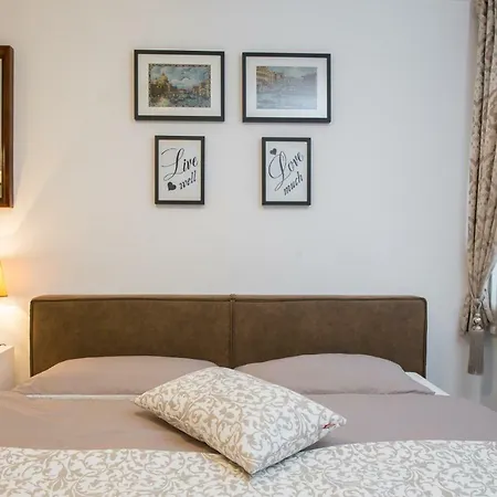 Appartement Apartment Scherbl Center *