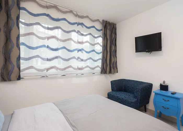 Apartment Scherbl - 1 One-Bedroom Apartment & 2 Private Rooms Near Park Marjan, Split Διαμέρισμα