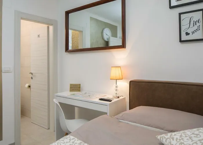 Διαμέρισμα Apartment Scherbl - 1 One-Bedroom Apartment & 2 Private Rooms Near Park Marjan, Split Σπλιτ