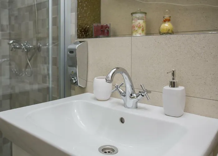 Διαμέρισμα Apartment Scherbl - 1 One-Bedroom Apartment & 2 Private Rooms Near Park Marjan, Split Σπλιτ